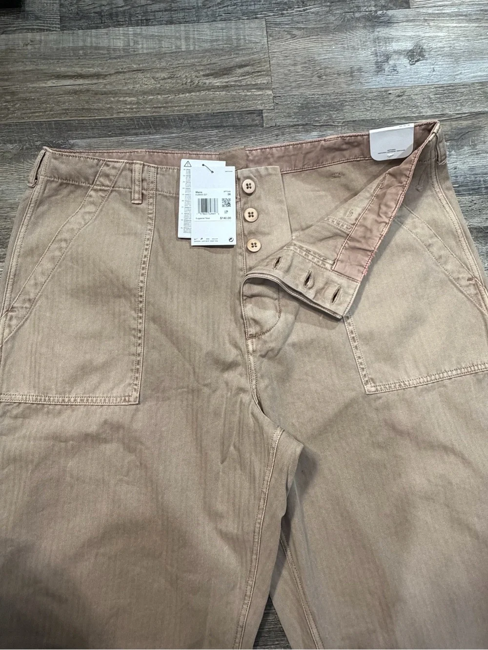 Nike Neutral Tan‎ Short-Sleeve Logo Tee